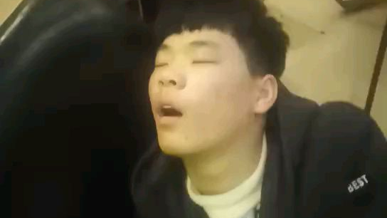 花式睡觉法。